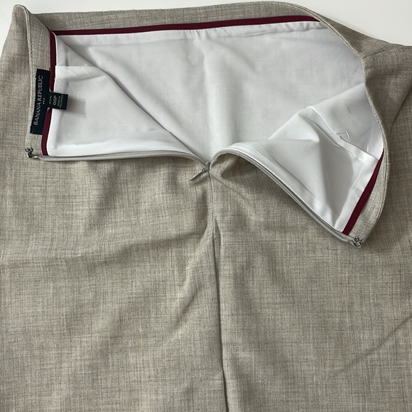 Banana Republic Factory Skirt NWOT - Picture 3 of 5